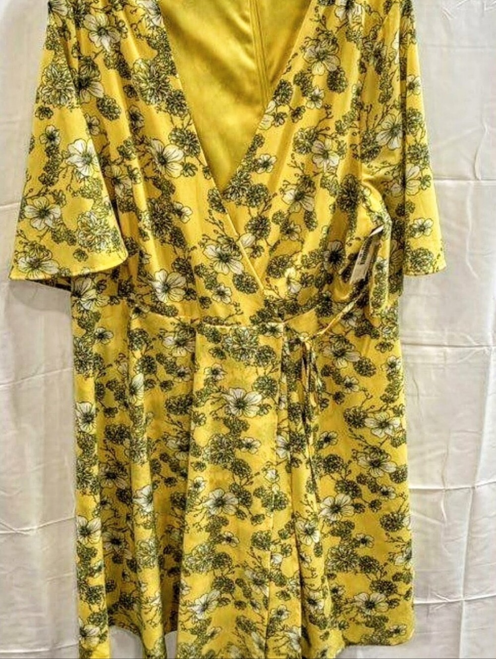 Torrid Size 20 Yellow Summer Dress Floral